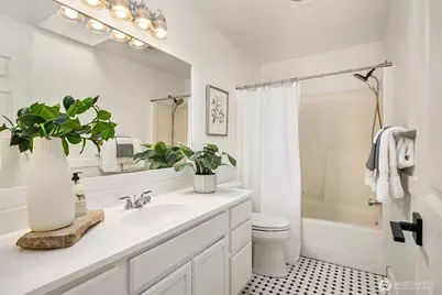 1585 NE Park View Drive, Bainbridge Island, WA 98110 - Photo 25