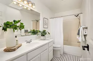 1585 NE Park View Dr, Bainbridge Island, WA 98110 - Photo 25