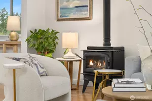 1585 NE Park View Dr, Bainbridge Island, WA 98110 - Photo 11