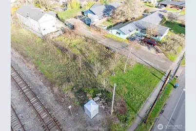 915 W 1st Street, Centralia, WA 98531 - Photo 13