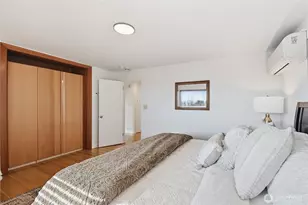 5052 Pullman Ave NE, Seattle, WA 98105 - Photo 13