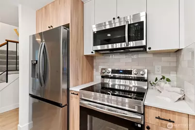 14640 NE 80th Place #32-C, Redmond, WA 98052 - Photo 17