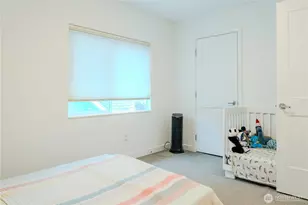 1549 NW 60th St, Seattle, WA 98104 - Photo 27