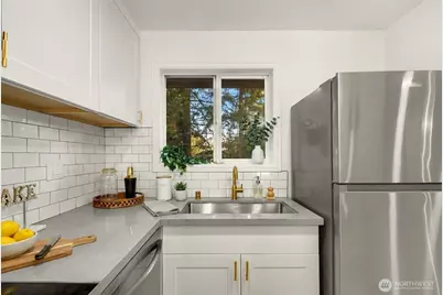 14527 NE 40th Street #G104, Bellevue, WA 98007 - Photo 11