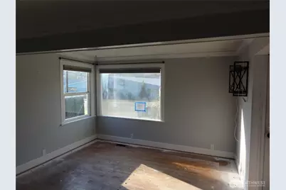 1126 N Callow Avenue, Bremerton, WA 98312 - Photo 3