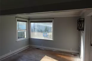 1126 N Callow Ave, Bremerton, WA 98312 - Photo 3