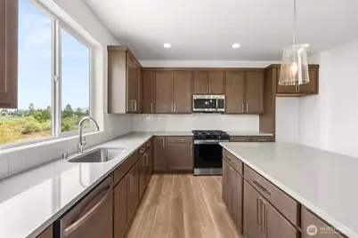 3205 219th Avenue E, Bonney Lake, WA 98391 - Photo 7