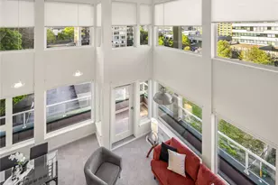 4528 8th Ave NE, Seattle, WA 98105 - Photo 11