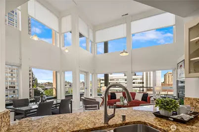 4528 8th Avenue NE #5A, Seattle, WA 98105 - Photo 5