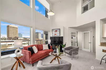 4528 8th Avenue NE #5A, Seattle, WA 98105 - Photo 3