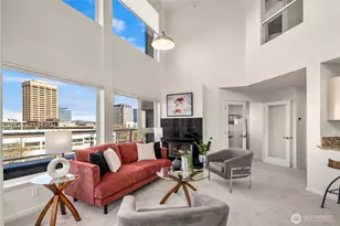 4528 8th Ave NE, Seattle, WA 98105 - Photo 3