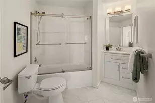 4528 8th Ave NE, Seattle, WA 98105 - Photo 15