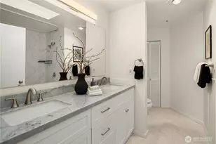 4528 8th Ave NE, Seattle, WA 98105 - Photo 9