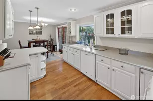 10918 SE 270th St, Kent, WA 98030 - Photo 13