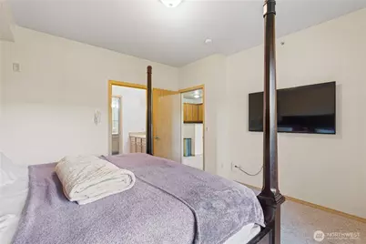 512 Darby Street #209, Bellingham, WA 98226 - Photo 29