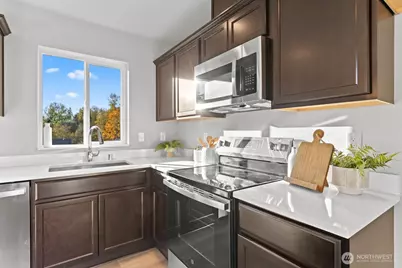 7467 45th Place NE, Marysville, WA 98270 - Photo 5