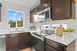 7467 45th Pl NE, Marysville, WA 98270 - Photo 5