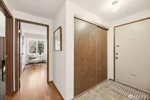 2316 NE 89th St, Seattle, WA 98115 - Photo 17