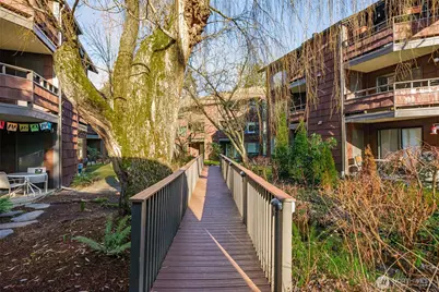 2316 NE 89th Street #2316, Seattle, WA 98115 - Photo 35