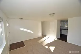 4717 116th St NE, Marysville, WA 98271 - Photo 3