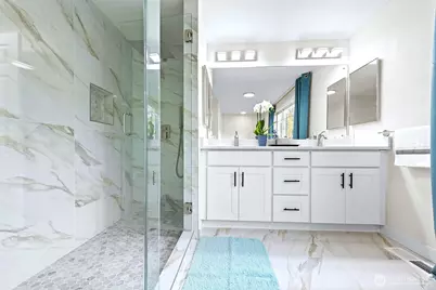 110 174th Place, Bellevue, WA 98008 - Photo 17