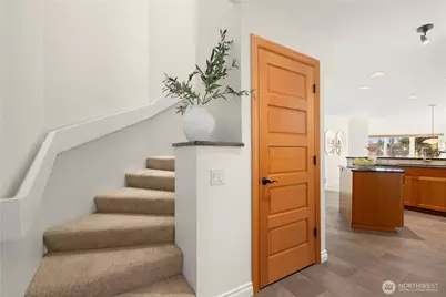 3100 Fairview Avenue E #302, Seattle, WA 98102 - Photo 19