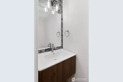 2349 B NE 127th Street, Seattle, WA 98125 - Photo 11