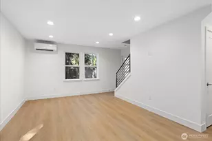 2349 B NE 127th St, Seattle, WA 98125 - Photo 9