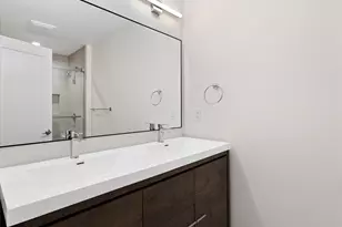 2349 B NE 127th St, Seattle, WA 98125 - Photo 15