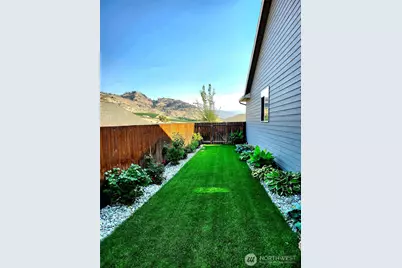 457 Whisper Place, Chelan, WA 98816 - Photo 37
