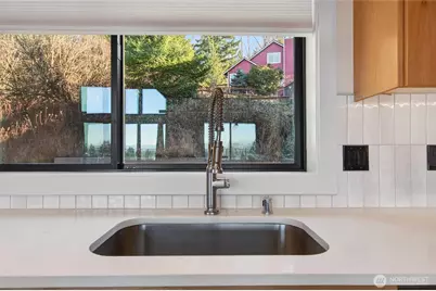 133 Cedar Falls Drive, Kelso, WA 98626 - Photo 15