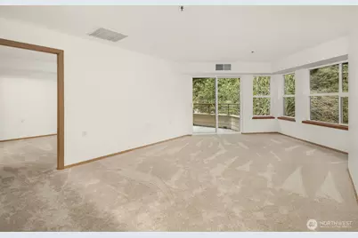 1750 152nd Avenue NE #E311, Bellevue, WA 98007 - Photo 7
