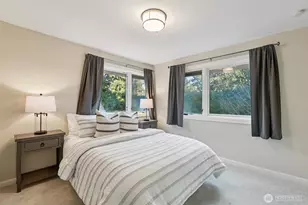 10331 NE 19th Pl, Bellevue, WA 98004 - Photo 27