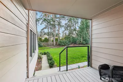 10331 NE 19th Place, Bellevue, WA 98004 - Photo 19