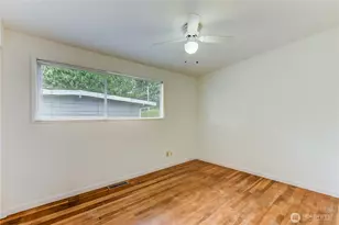 16217 Lake Hills Blvd, Bellevue, WA 98008 - Photo 9