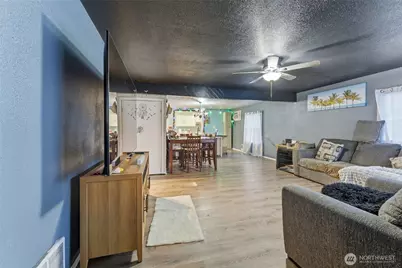 917 Robbins Street, Milton-Freewater, OR 97862 - Photo 3