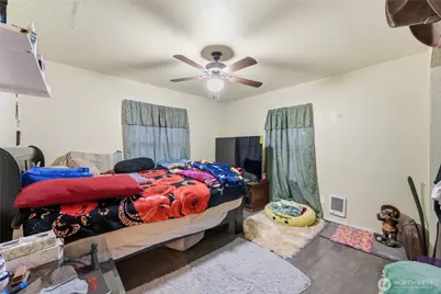 917 Robbins Street, Milton-Freewater, OR 97862 - Photo 9