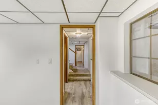 9922 Triton Dr NW, Seattle, WA 98117 - Photo 21