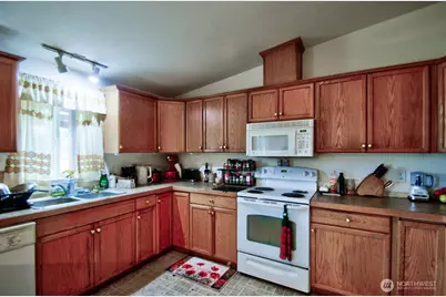 236 Tryon Road, Onalaska, WA 98570 - Photo 7