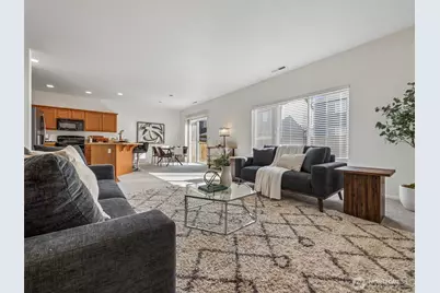 11033 SE 201st Street, Kent, WA 98031 - Photo 5