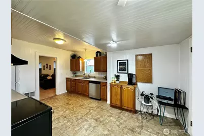 303 S Buckner Street, Centralia, WA 98531 - Photo 17