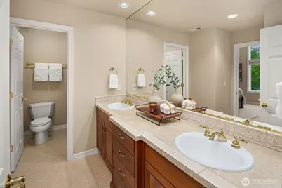 24838 NE 20th Street, Sammamish, WA 98074 - Photo 31