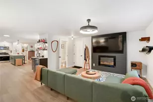 9365 Emerald Dr SE, Port Orchard, WA 98367 - Photo 15