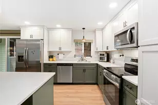 9365 Emerald Dr SE, Port Orchard, WA 98367 - Photo 9