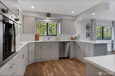 11405 24th Street E, Edgewood, WA 98372 - Photo 9