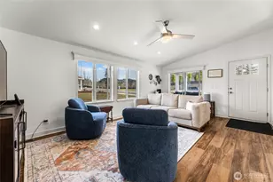 1736 Timber St, Enumclaw, WA 98022 - Photo 7