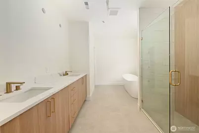 17526 Fremont Avenue N, Shoreline, WA 98133 - Photo 31