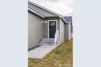 123 E 9th Avenue #63, Moses Lake, WA 98837 - Photo 3