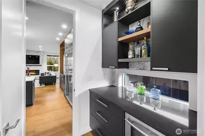 5950 Oakhurst Rd S, Seattle, WA 98118 - Photo 7