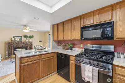 10712 NW 30th Court, Vancouver, WA 98685 - Photo 17